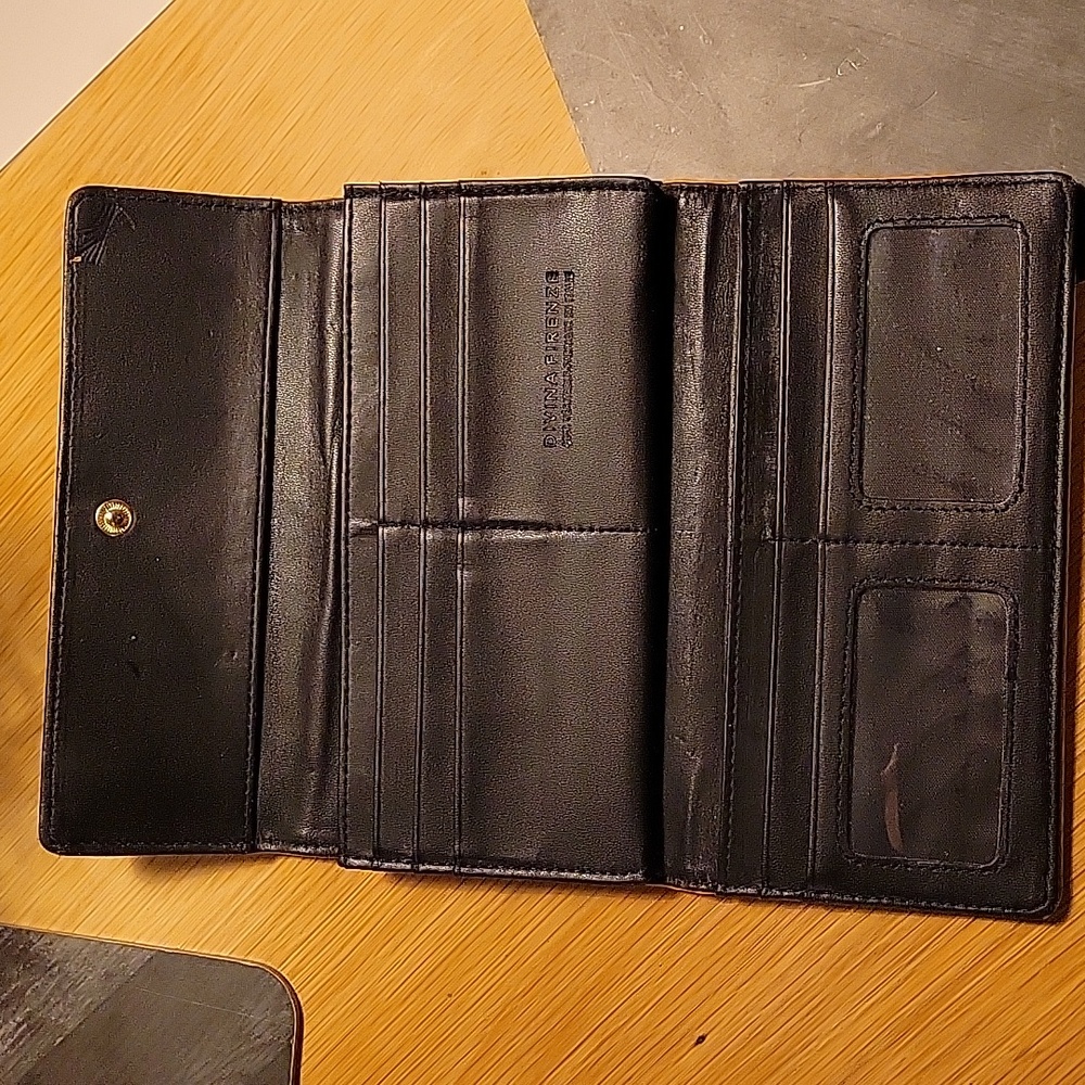 Divina Firenze Genuine Leather Made In Italy Monogram Wallet in Dark Mustard - Picture 6 of 9